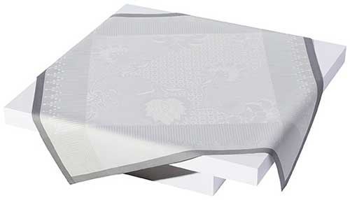 Palais Persan Pearl Tablecloth